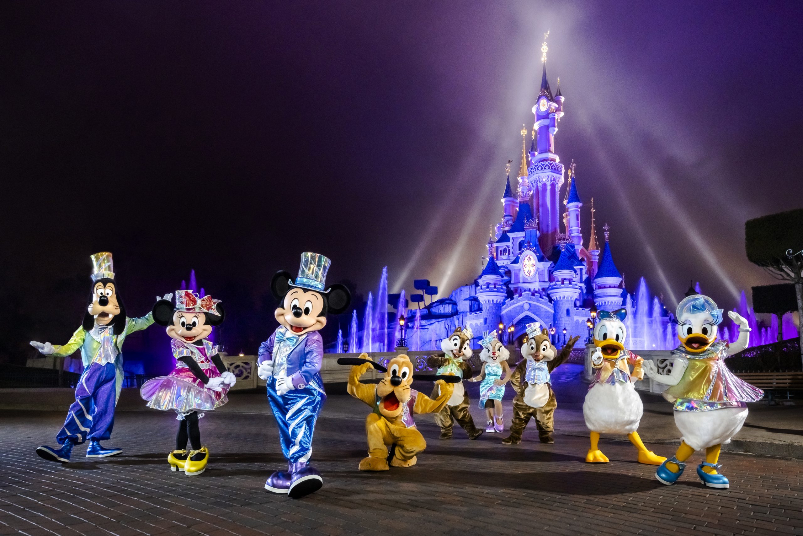 As of March 6, 2022, Disneyland Paris will celebrate its 30th Anniversary!