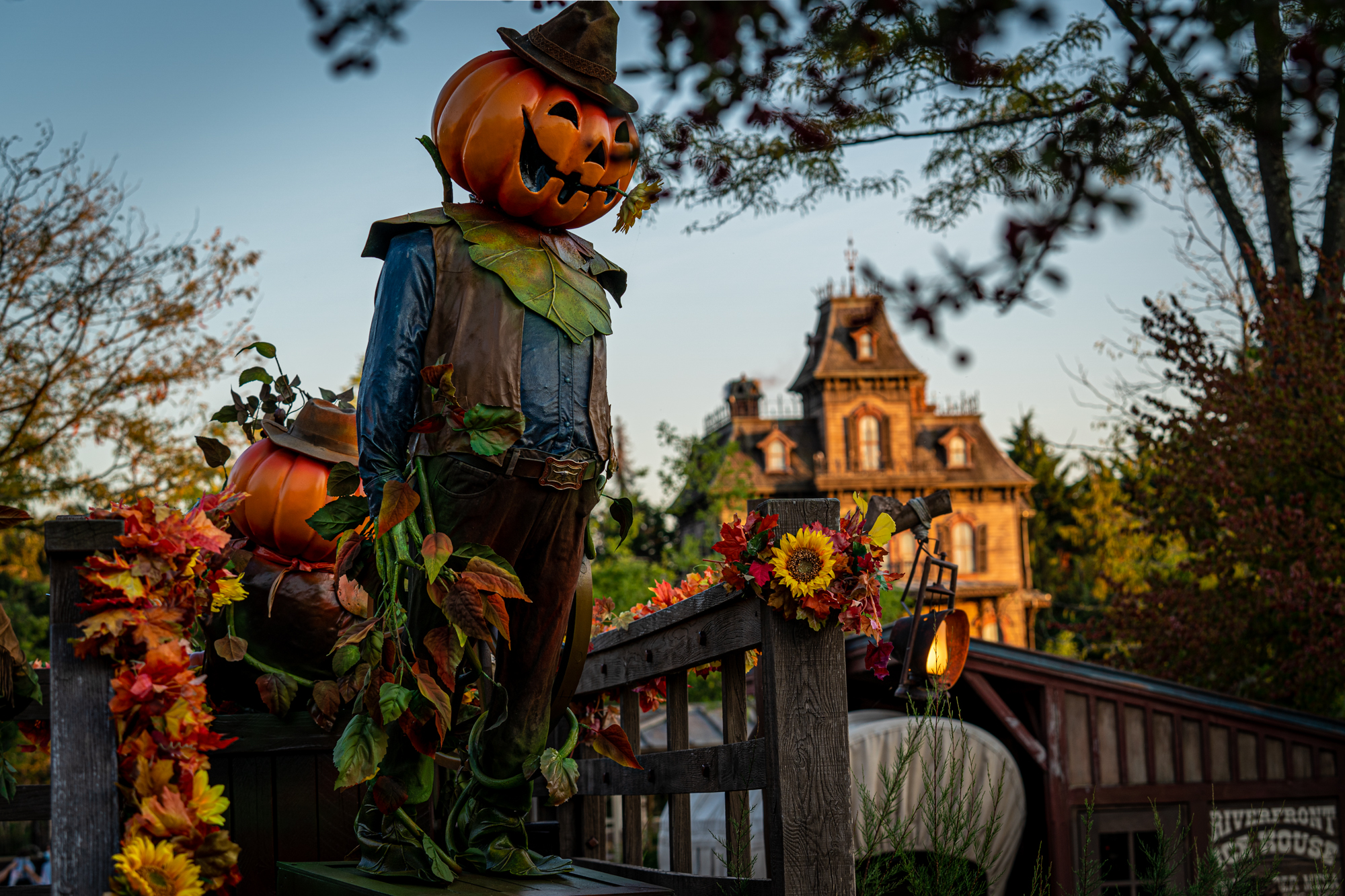 Le Festival Halloween Disney s’empare de Disneyland® Paris jusqu’au 6 novembre 2022 !
