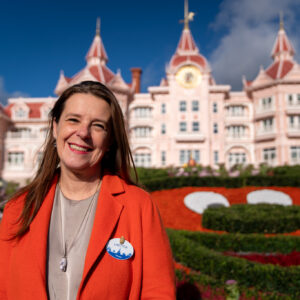 Interview with Laetitia De Beaufort, a cast member at Disneyland Hotel in 1992