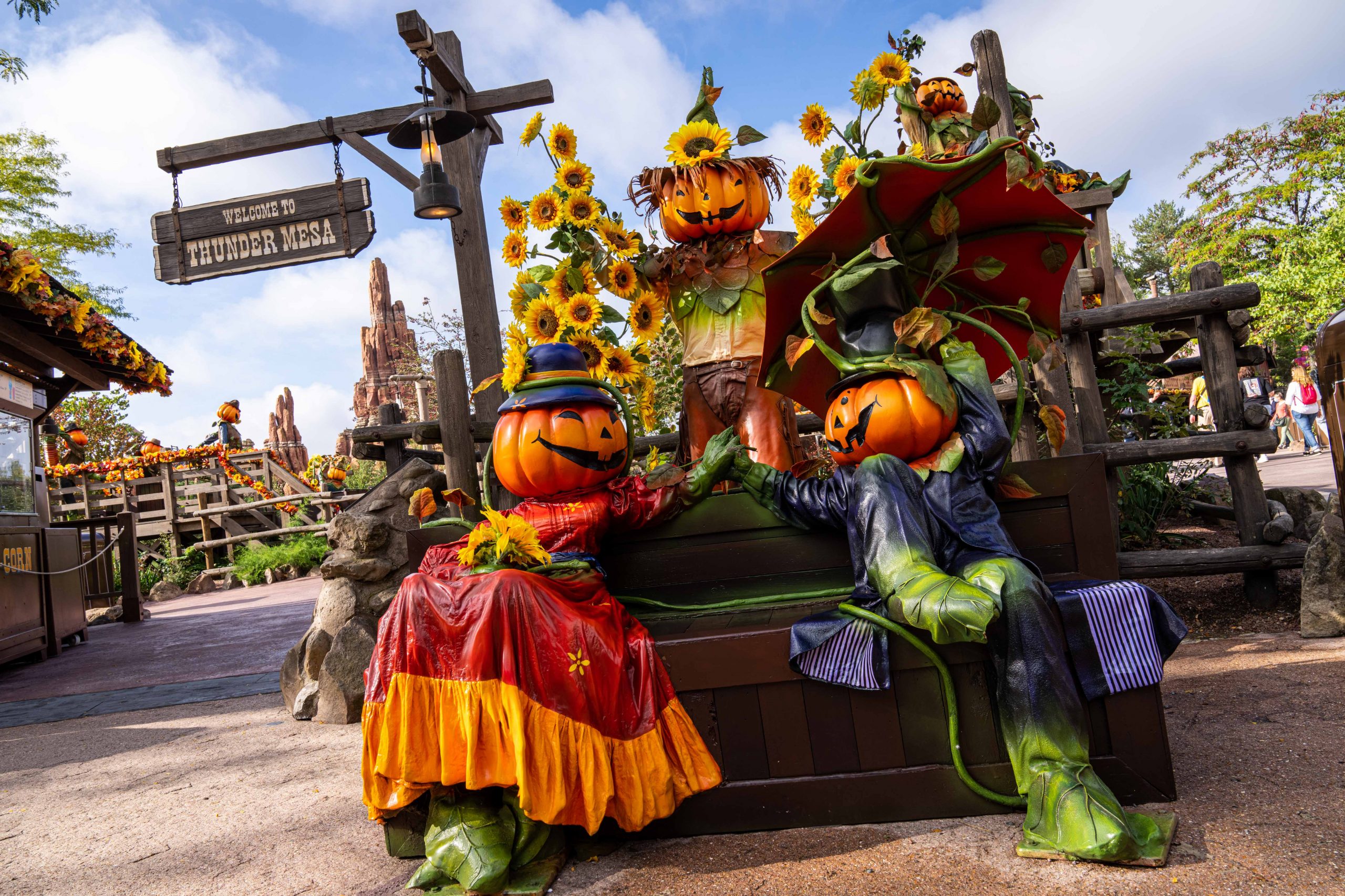 Disneyland Paris Premieres Halloween Season with a Weekend of ...