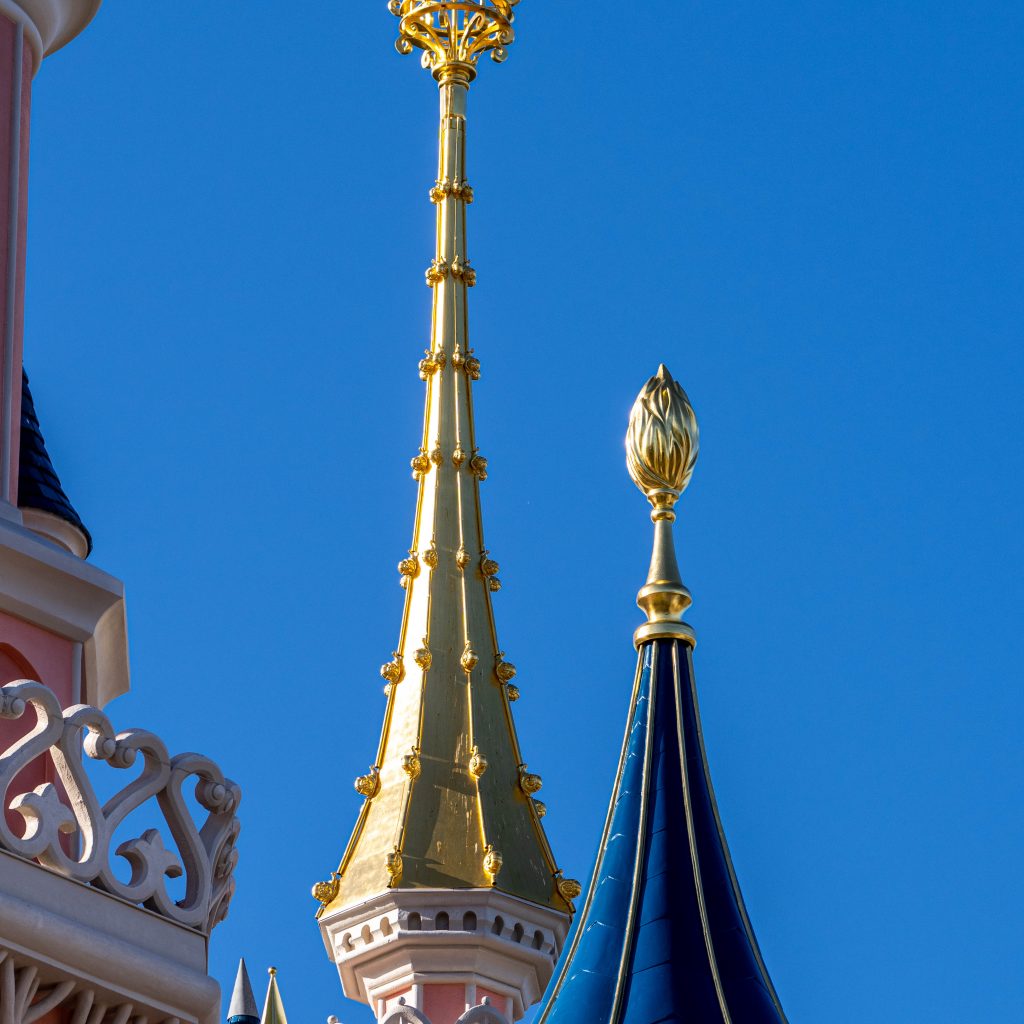 Marne-la-VallÃ©e, France - October 14, 2018: Sleeping Beauty Castle At Disneyland  Paris (Euro Disney), Marne-la-VallÃ©e, ÃŽle-de-France, France, Europ Stock  Photo - Alamy