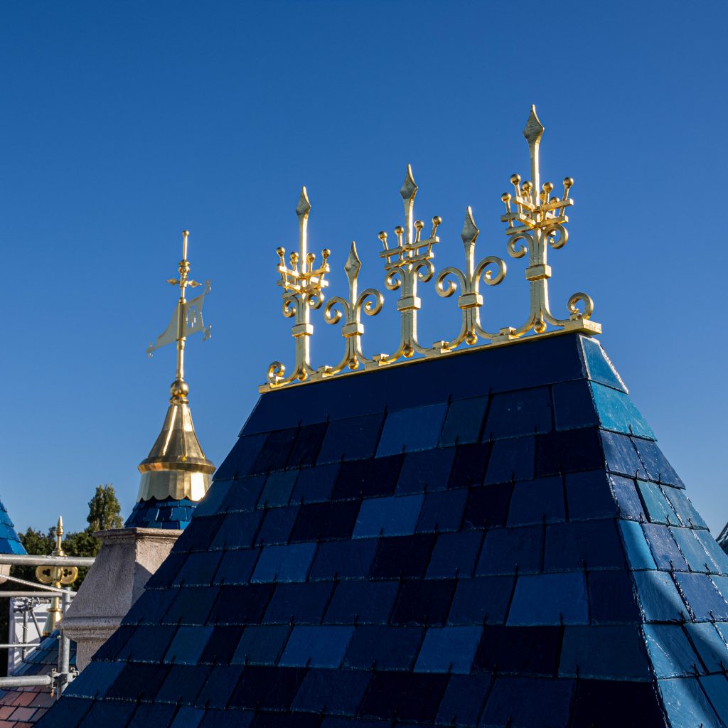 Seine-et-Marne : Disneyland Paris recycle la bâche du château en